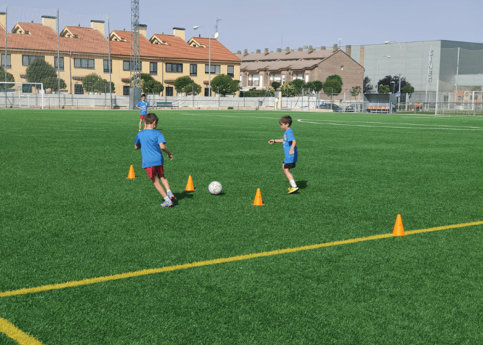 Características e atividades de um campus de futebol